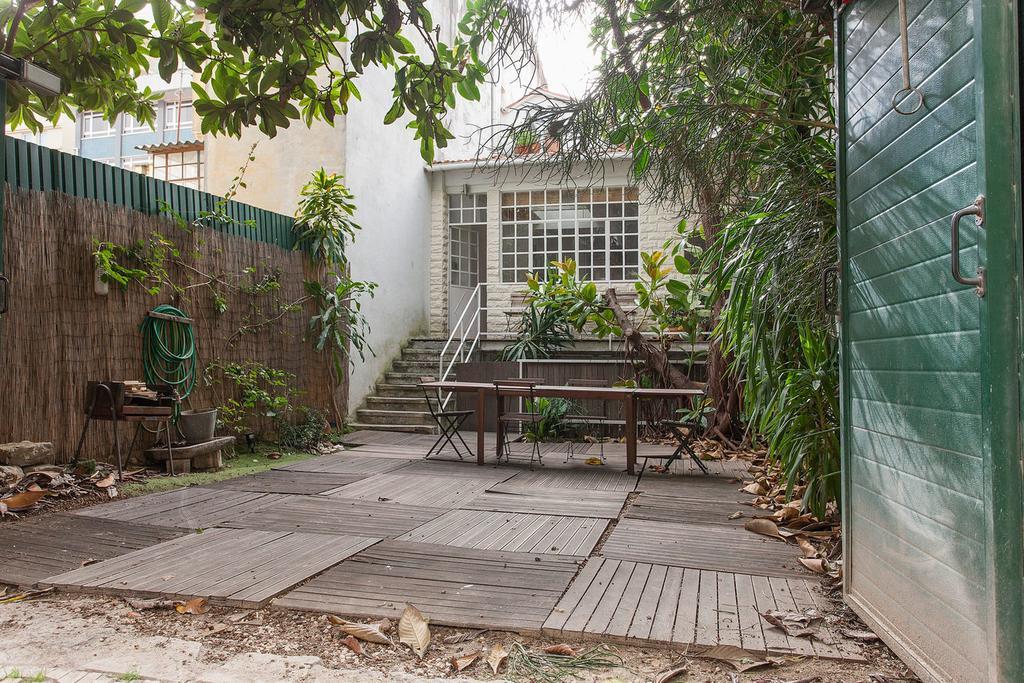 Central, Charming, Quiet, Garden And Parking Lisboa Eksteriør billede